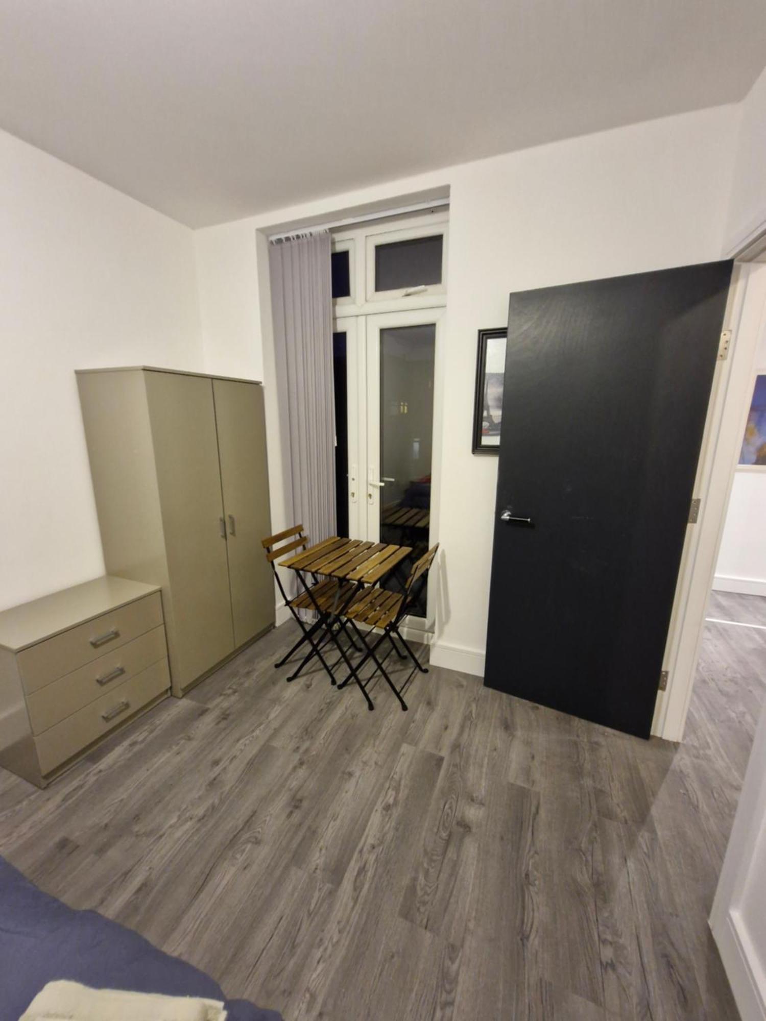 Je Suis Odette Apartment Blackpool